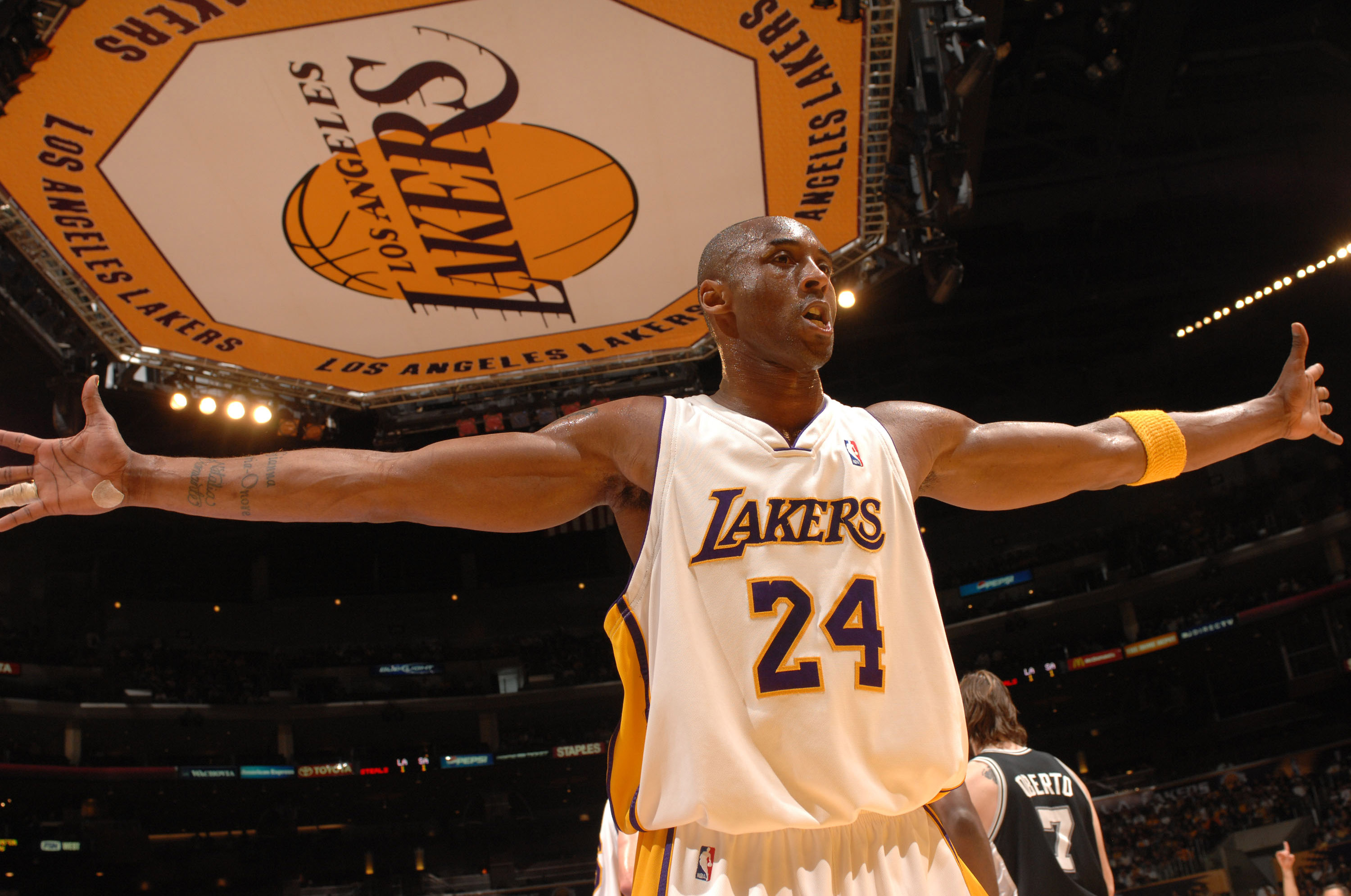 续拖累球队 续拖累球队