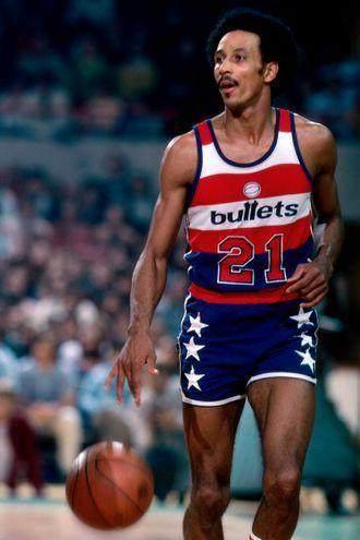 布会上也隐 布会上也隐