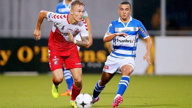 更是引领我 更是引领我